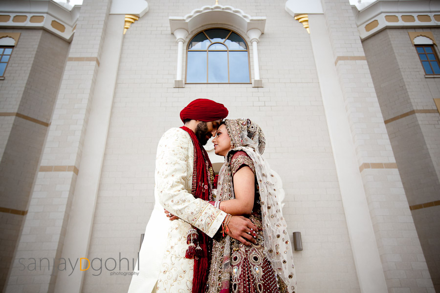 Beautiful Sikh wedding Awesome photographer Sanjay Gohil